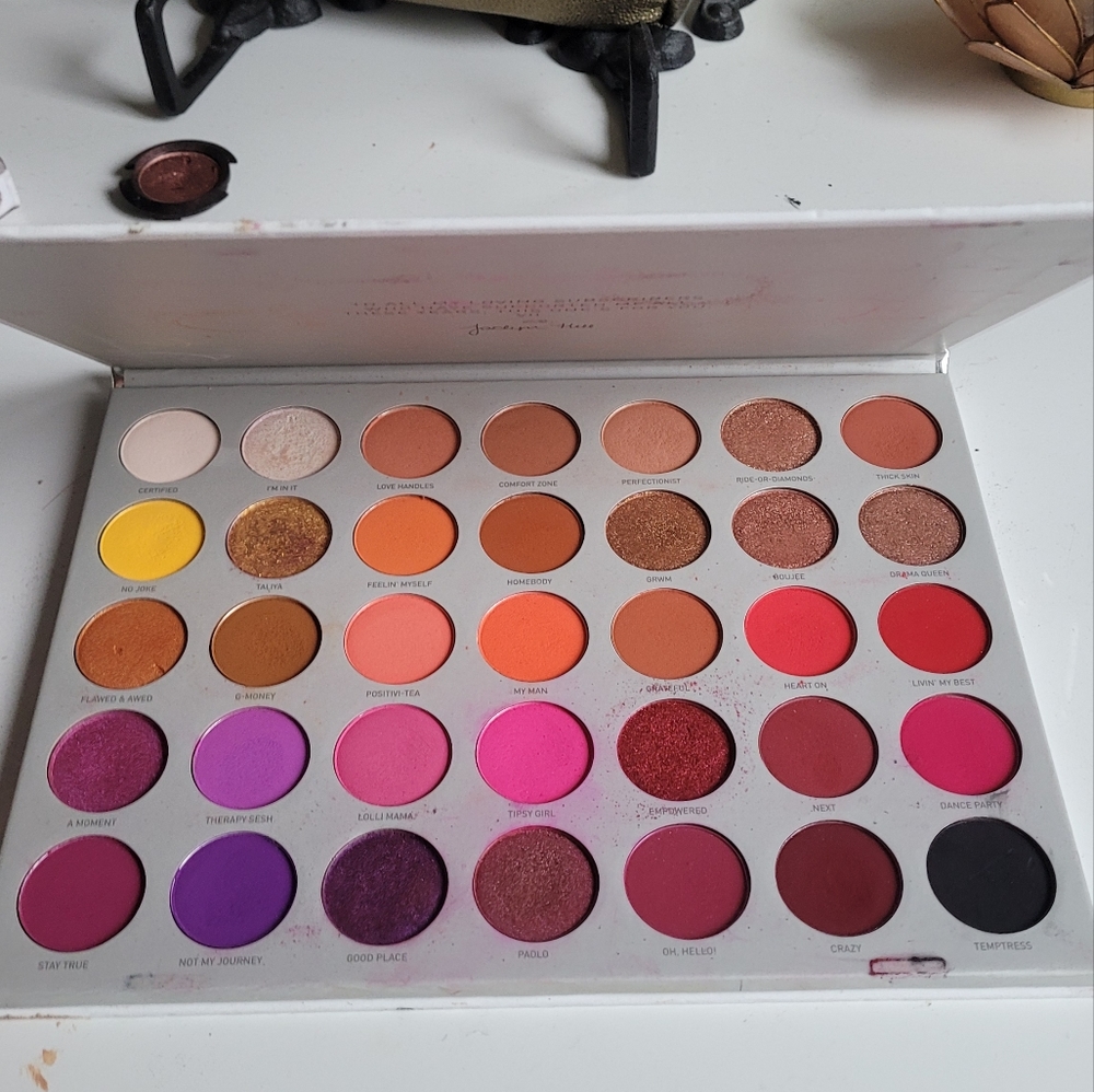 Jaclyn Hill volume ll pallet